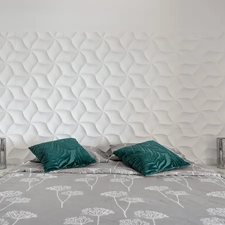 Highview Terrace 1br, 300m To By Host For Us Apartmán