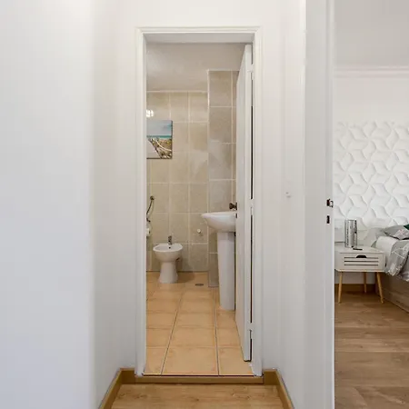 Highview Terrace 1br, 300m To By Host For Us 公寓 *