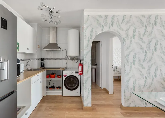 Highview Terrace 1br, 300m To By Host For Us * Armação de Pêra