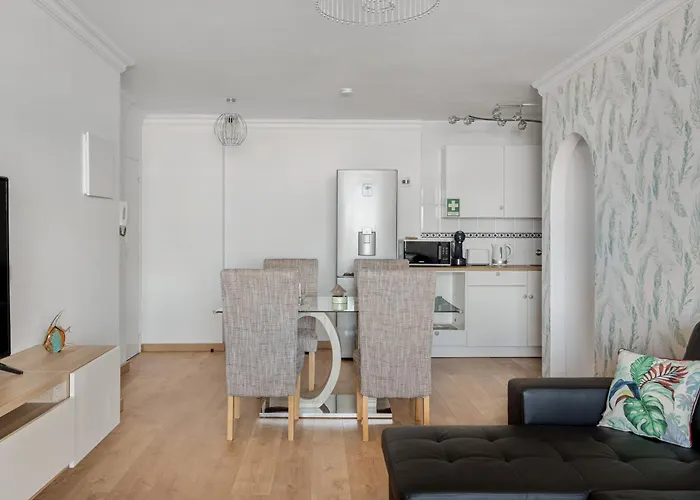 Appartamento Highview Terrace 1br, 300m To By Host For Us